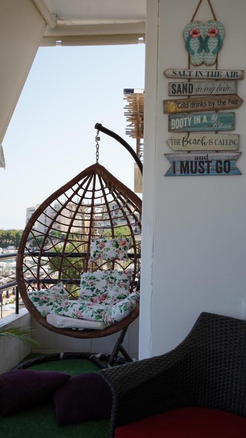 Km Beach View Apartment Hanya Dış mekan fotoğraf